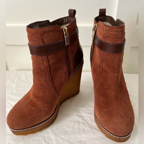 💥 Tory Burch Remy Wedge Platform Bootie size 6.5 - Picture 3 of 8